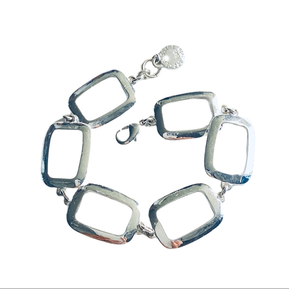 Liz Claiborne Silver‎ Tone Open Rectangular Link Bracelet Logo Charm 8 Inch